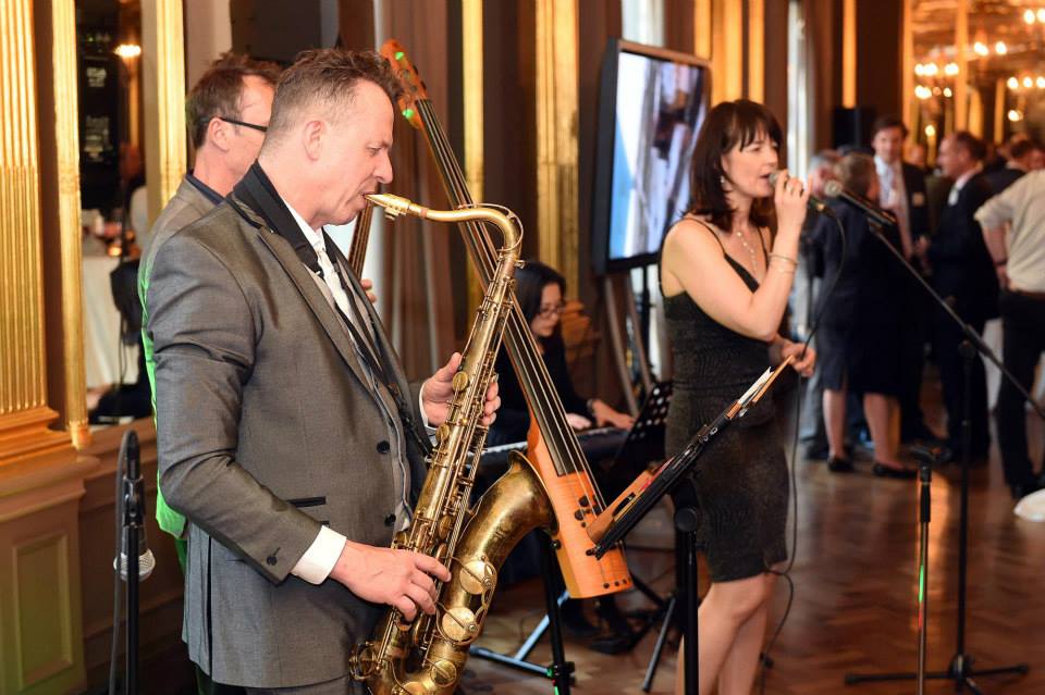 Corporate_Anniversary_Party_KLM_Star_Events_Saxophonist