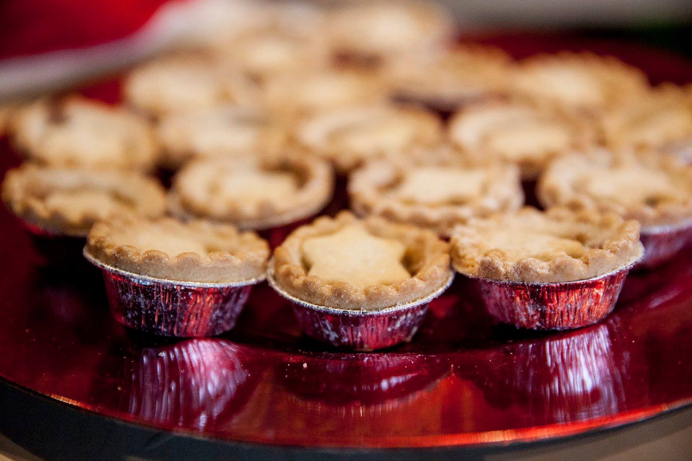 Caldecotte Lake Christmas Party | Minced Pies